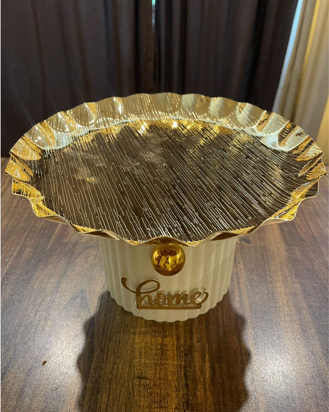 Luxury Gold & Cream Decorative Cake Tray
