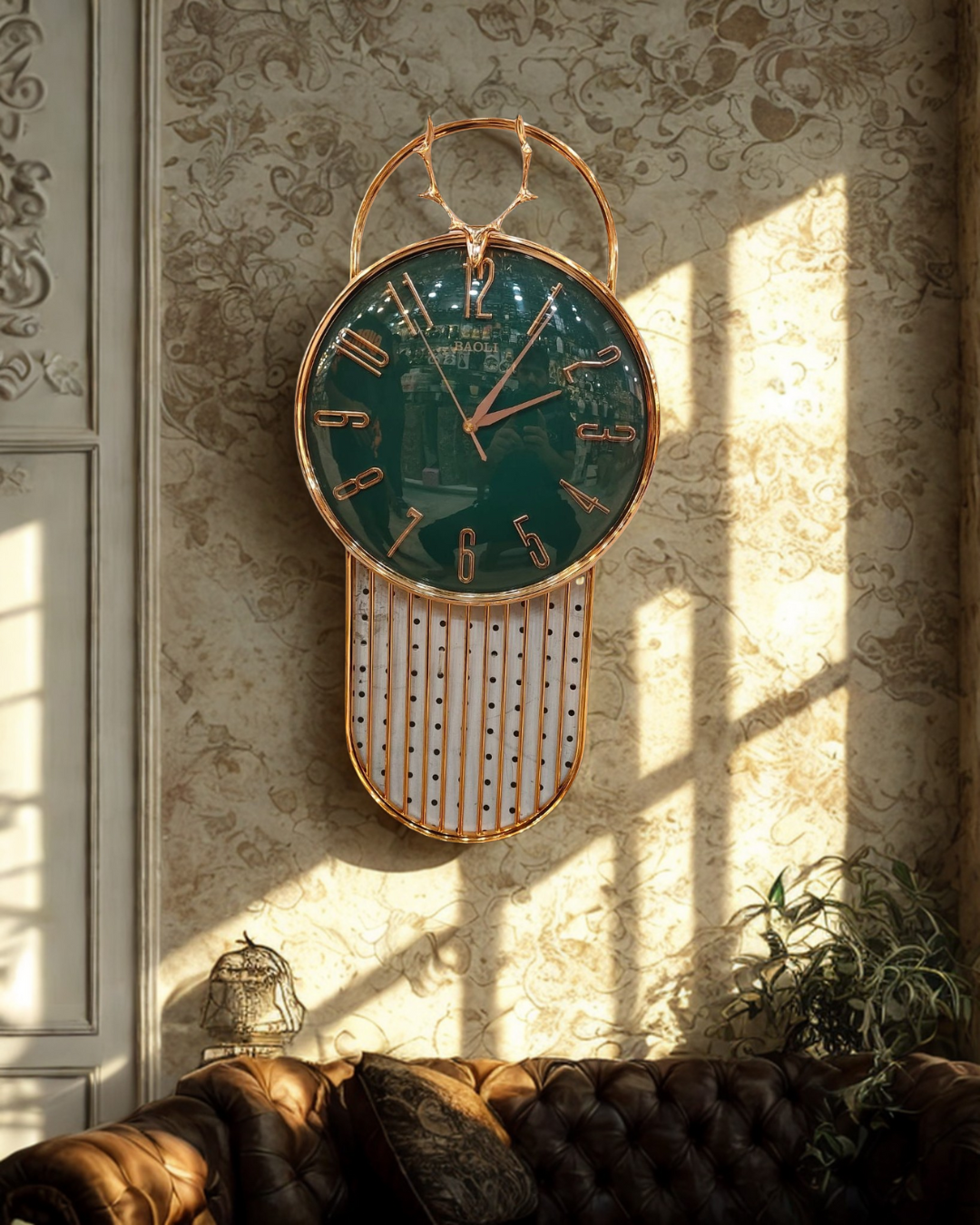 BAOLI Luxury Emerald Green Deer Antler Wall Clock – Gold Statement Decor