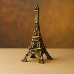 🇫🇷 Charming Eiffel Tower Miniature 🇫🇷